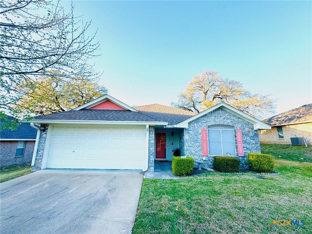 3409 Churchhill Drive , Gatesville, TX 76528 Main Photo