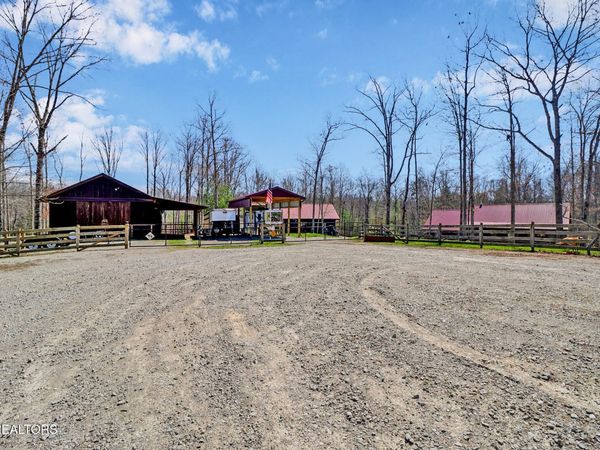 232 Wild Cat Rd, Jamestown, TN 38556