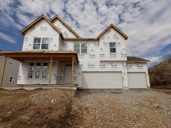 124 Ruby Road , Pataskala, OH 43062