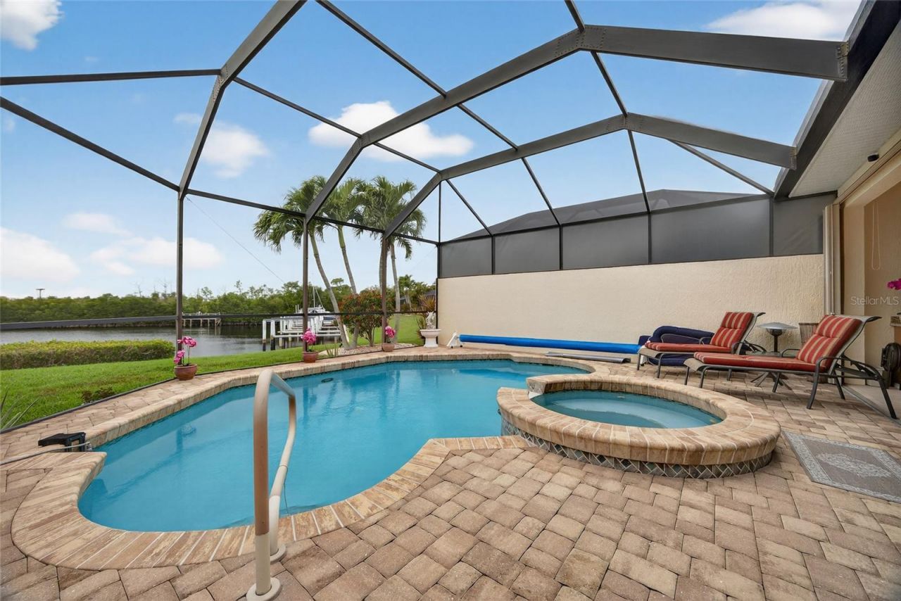 3205 Purple Martin Drive, Unit 8, Punta Gorda, FL 33950 Photo