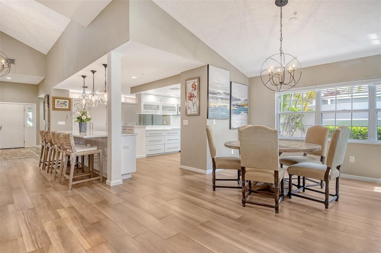 3427 Winding Oaks Drive, Unit 14, Longboat Key, FL 34228 Photo