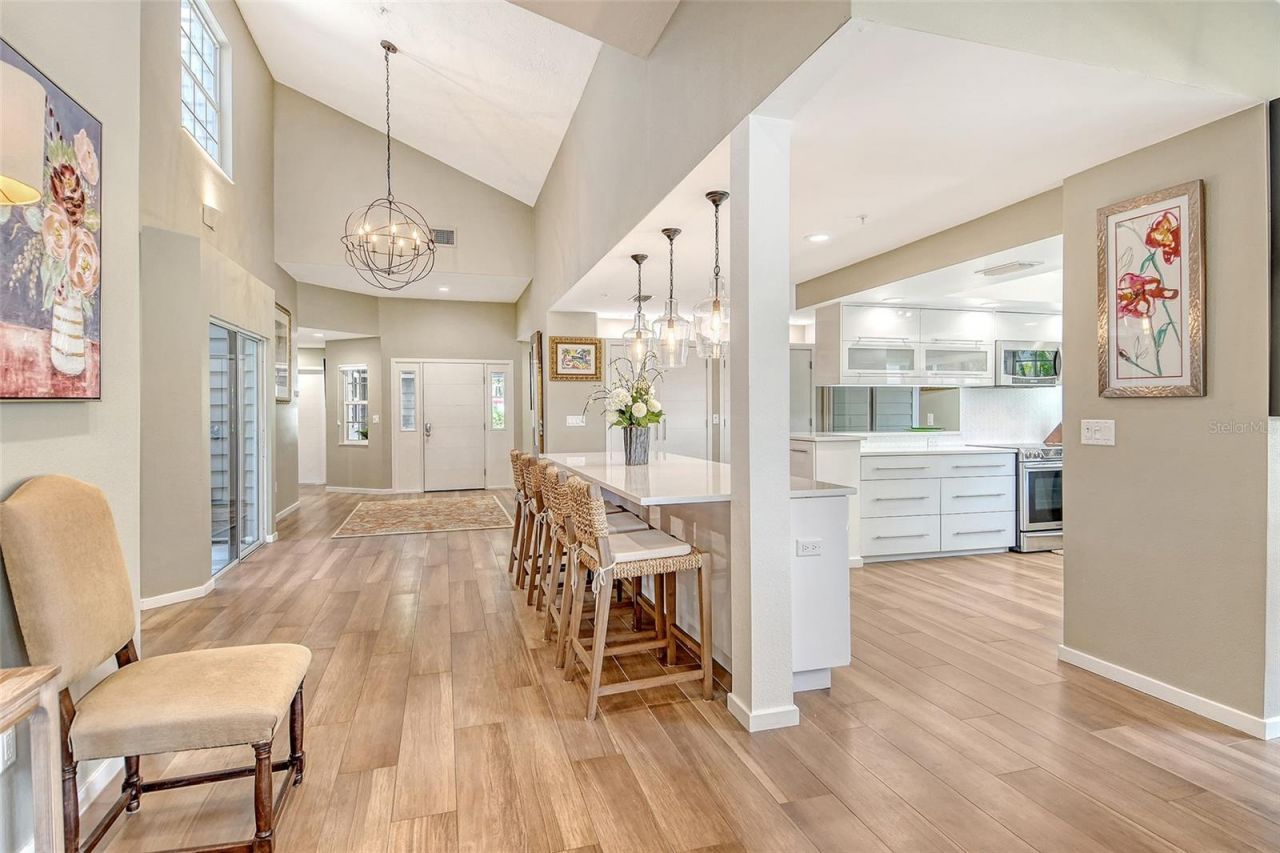 3427 Winding Oaks Drive, Unit 14, Longboat Key, FL 34228 Photo