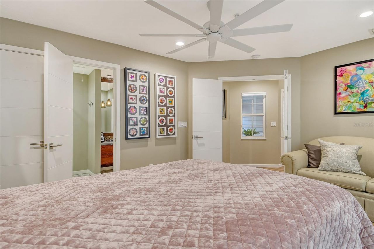 3427 Winding Oaks Drive, Unit 14, Longboat Key, FL 34228 Photo