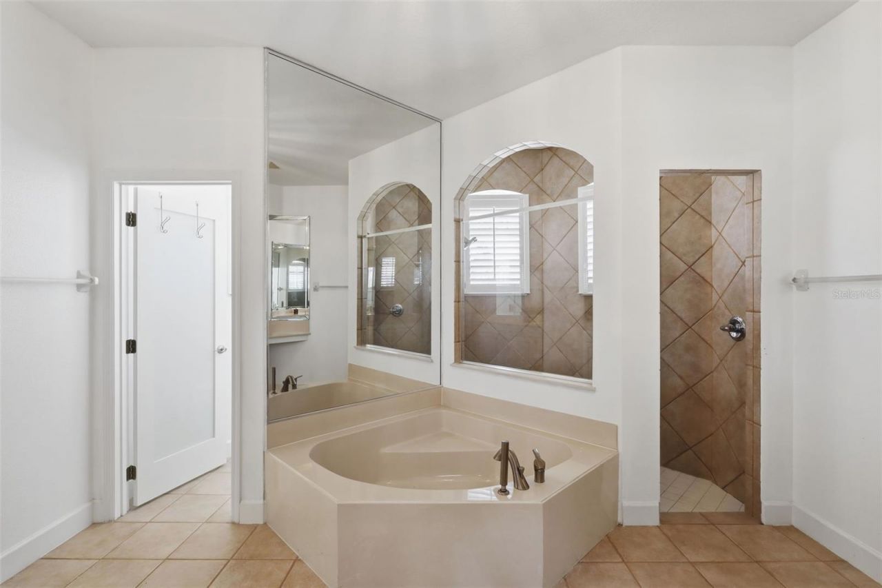 1815 Winding Oaks Drive , Orlando, FL 32825 Photo