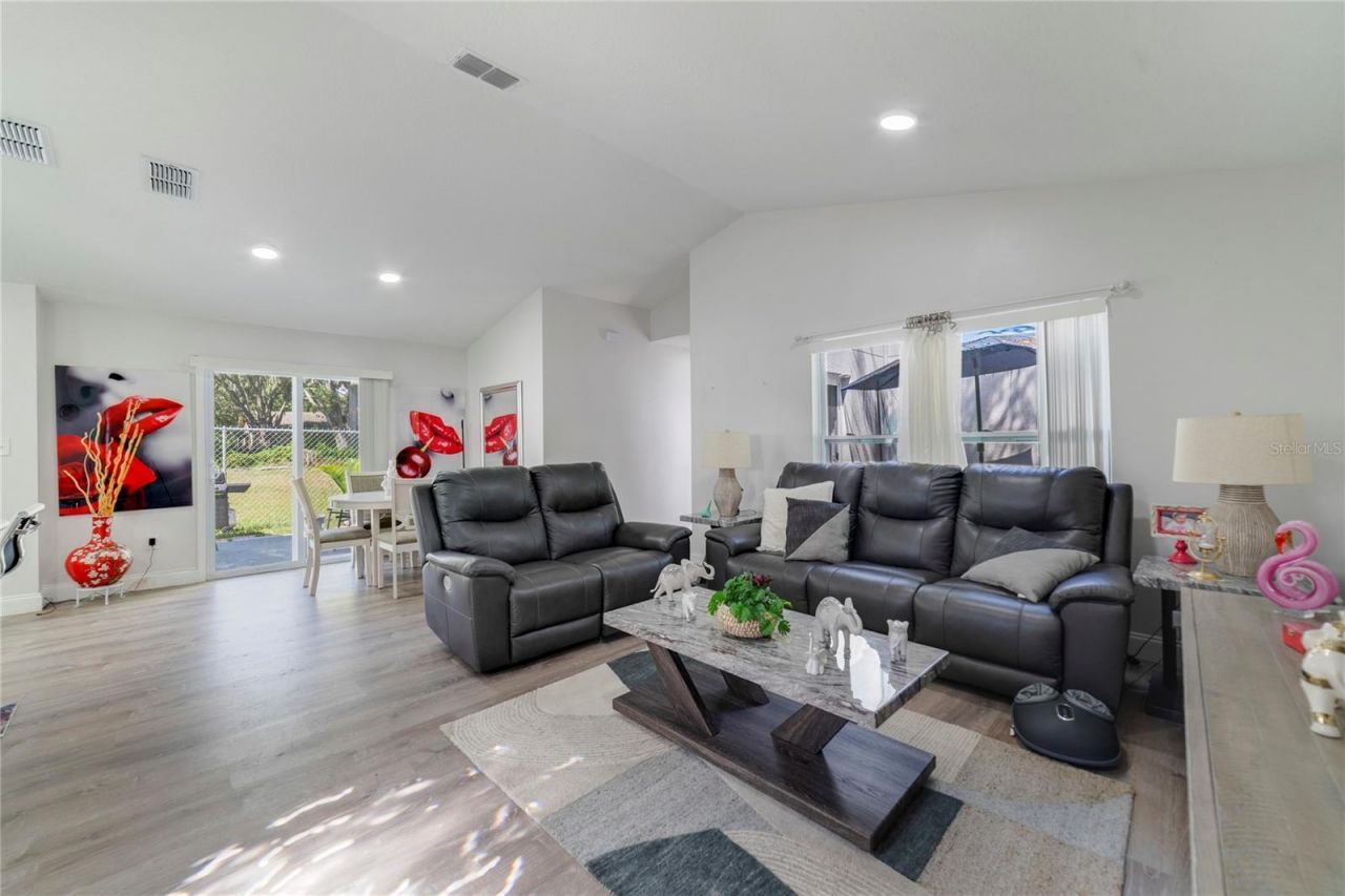 1104 W 3rd Street , Sanford, FL 32771 Photo