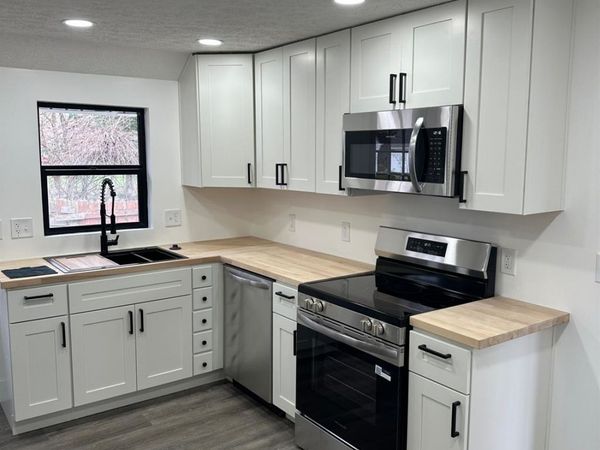 3209 Seneca Street, Middletown, OH 45044