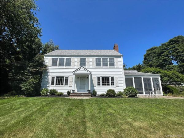 6 Beech Hill Road , Lloyd Harbor, NY 11743