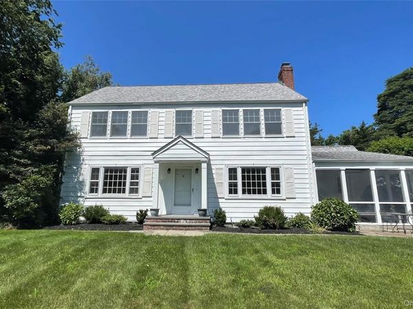 6 Beech Hill Road , Lloyd Harbor, NY 11743