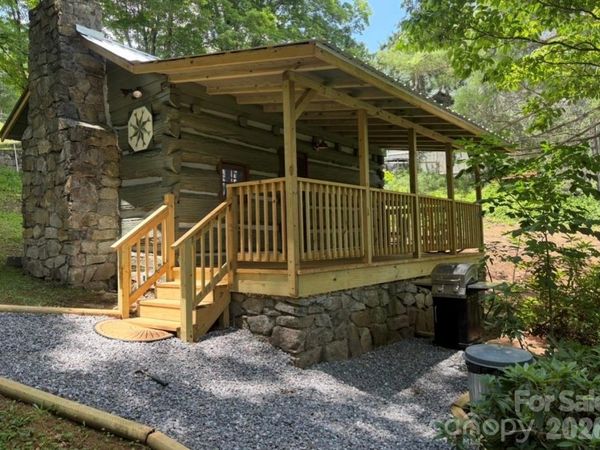 30 Grove Park , Waynesville, NC 28786