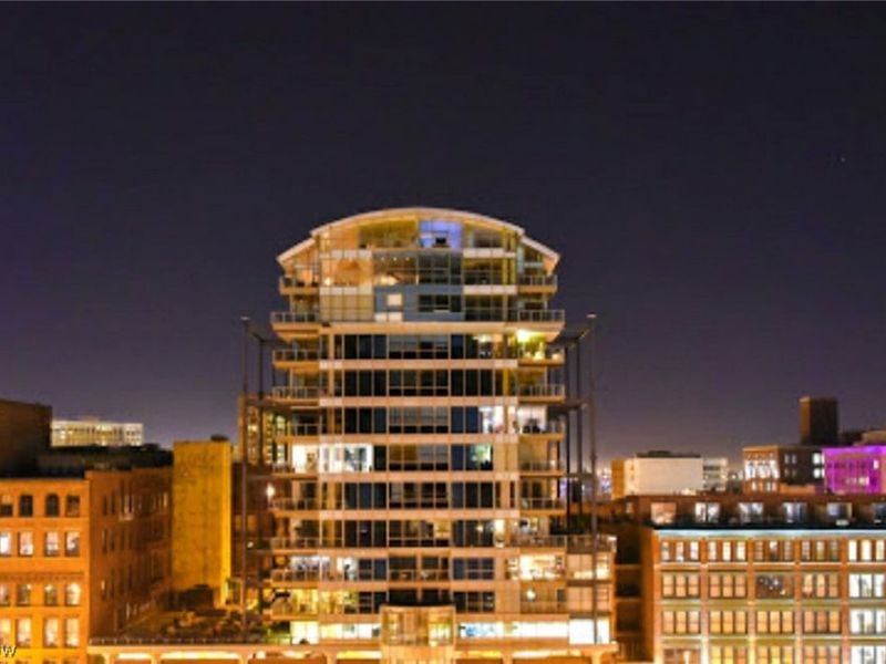 701 W Lakeside Avenue, Unit PH-2A/1302, Cleveland, OH 44113 Photo 1