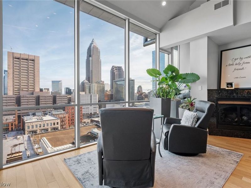 701 W Lakeside Avenue, Unit PH-2A/1302, Cleveland, OH 44113 Photo 25