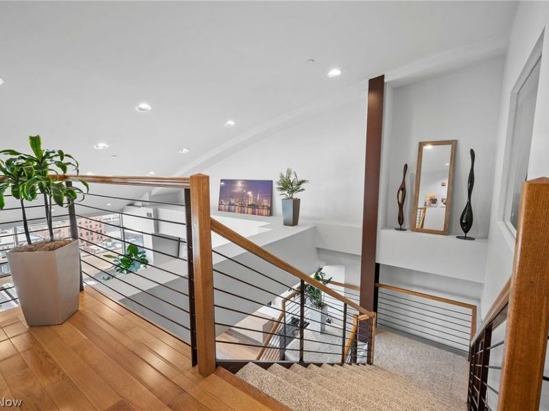 701 W Lakeside Avenue, Unit PH-2A/1302, Cleveland, OH 44113 Photo 46