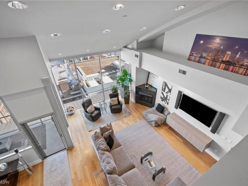 701 W Lakeside Avenue, Unit PH-2A/1302, Cleveland, OH 44113 Photo 50