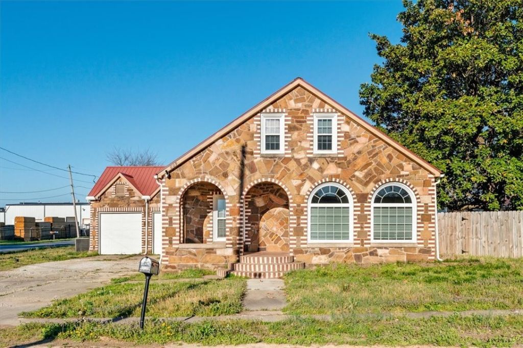 609 S Main Avenue, Lincoln, AR 72744 Main Photo