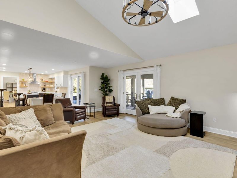 4791 Riverwood Drive , Hilliard, OH 43026 Photo 14