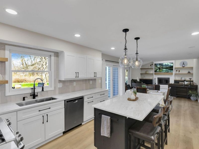 4791 Riverwood Drive , Hilliard, OH 43026 Photo 7