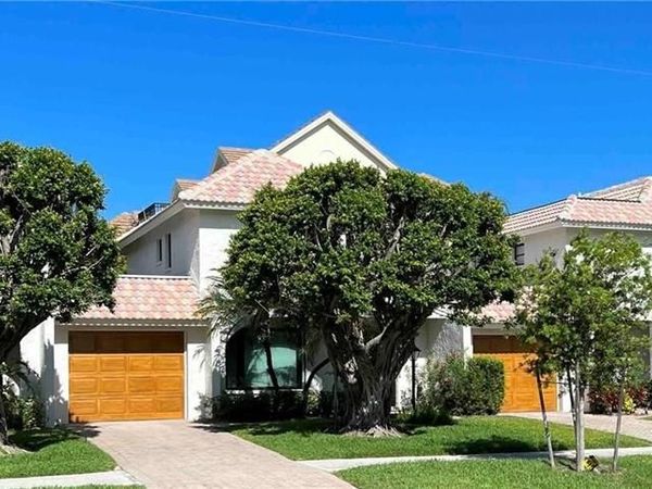 1130 5th ST S, Unit B, NAPLES, FL 34102