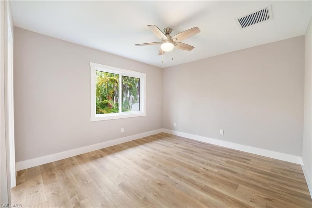 1130 5th St S, Unit B, Naples, FL 34102 Photo