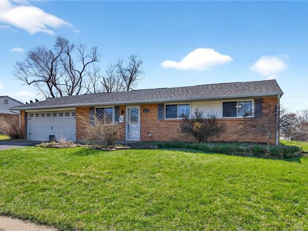 6570 Highbury Road, Dayton, OH 45424