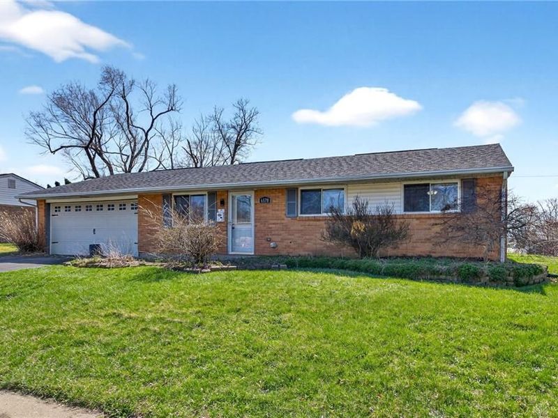 6570 Highbury Road, Dayton, OH 45424 Photo 1