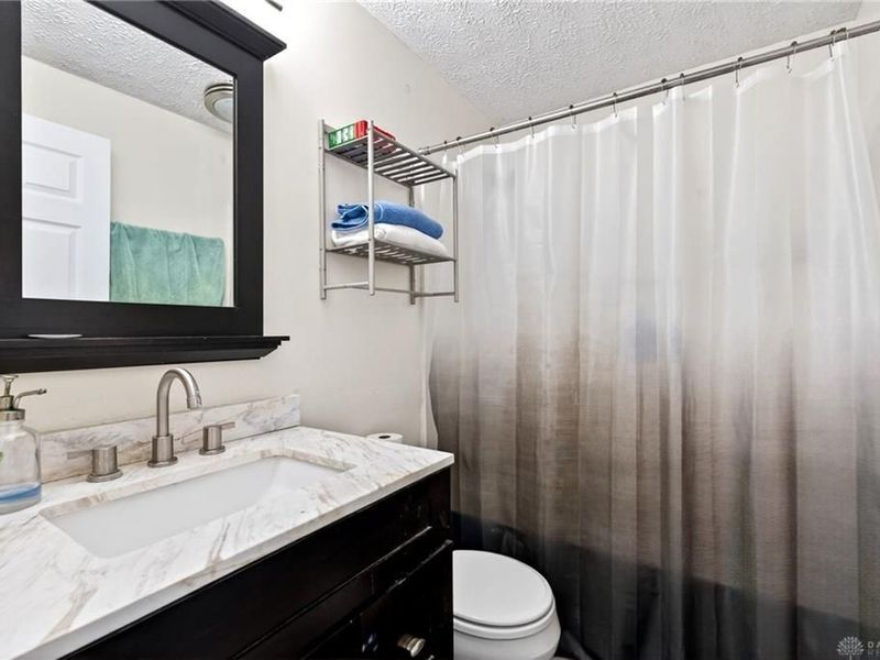 6570 Highbury Road, Dayton, OH 45424 Photo 11