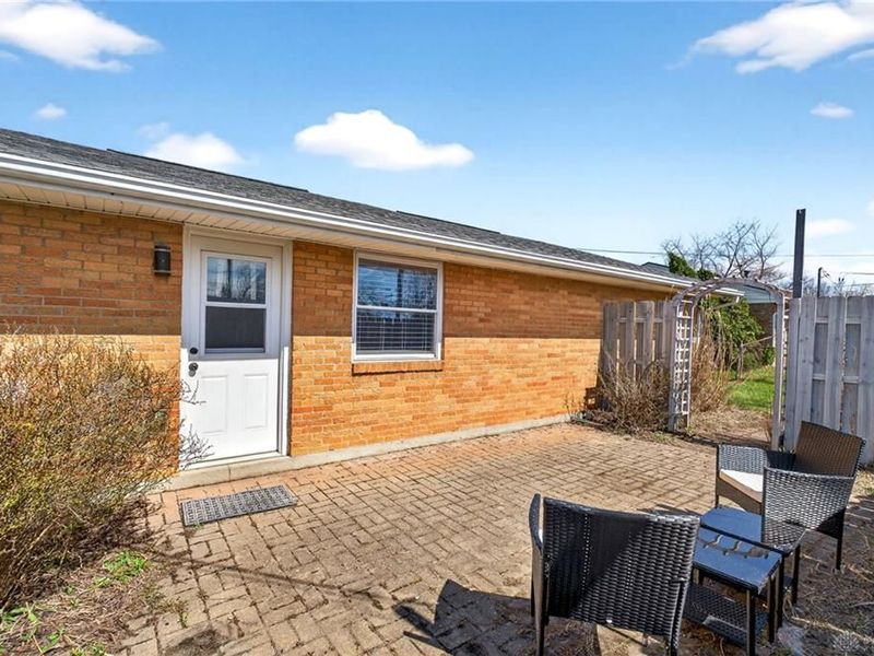 6570 Highbury Road, Dayton, OH 45424 Photo 17