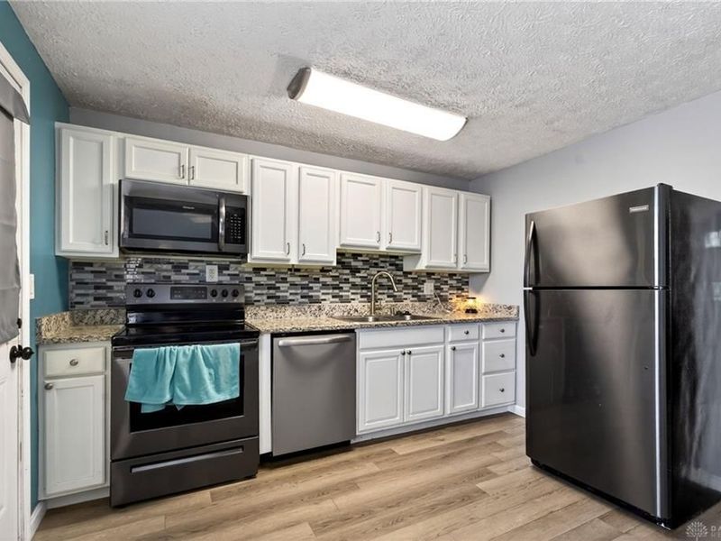 6570 Highbury Road, Dayton, OH 45424 Photo 6