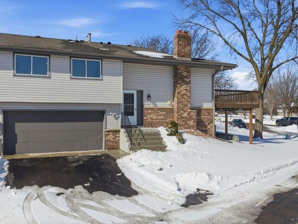 625 Portland Place, Burnsville, MN 55337