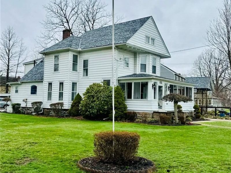 1926 Walnut Boulevard, Ashtabula, OH 44004 Photo 2