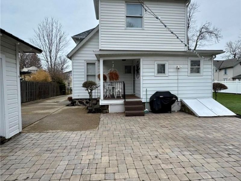 1926 Walnut Boulevard, Ashtabula, OH 44004 Photo 3