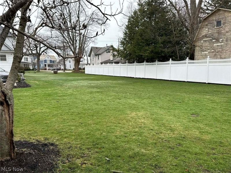 1926 Walnut Boulevard, Ashtabula, OH 44004 Photo 9