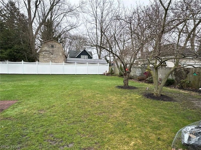 1926 Walnut Boulevard, Ashtabula, OH 44004 Photo 9