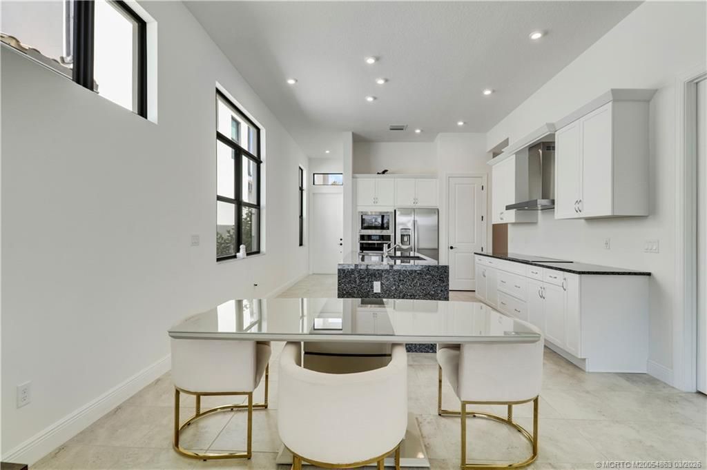 120 SE Cortile Enza, Port Saint Lucie, FL 34952 Photo