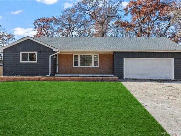 17740 Clyde Avenue , Lansing, IL 60438