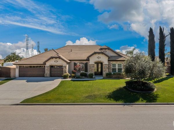 16349 Coastal Court, Bakersfield, CA 93314