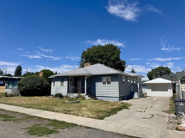 706 Maxwell St, Davenport, WA 99122