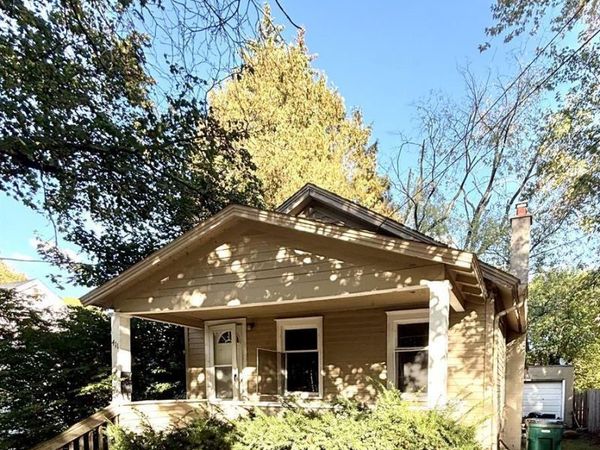 411 S Hayford Avenue, Lansing, MI 48912