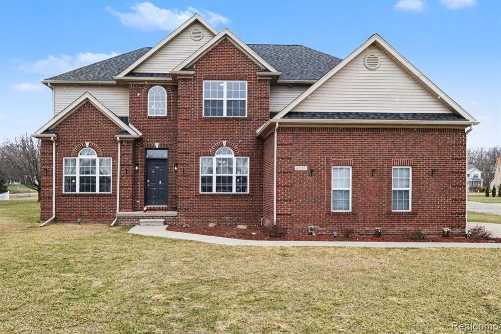6230 Leighland Drive, Grand Blanc Township, MI 48439 Main Photo