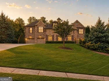6509 Snug Harbor Court, Flowery Branch, GA 30542