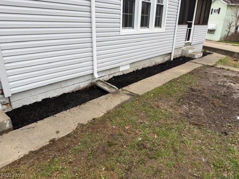 525 E High Street, Uhrichsville, OH 44683 Photo 24