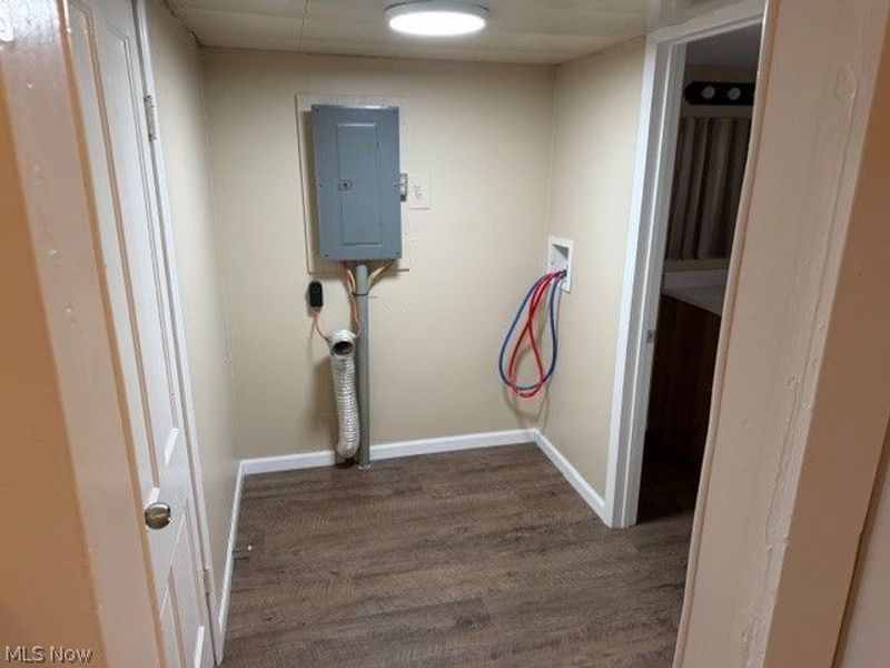 525 E High Street, Uhrichsville, OH 44683 Photo 25