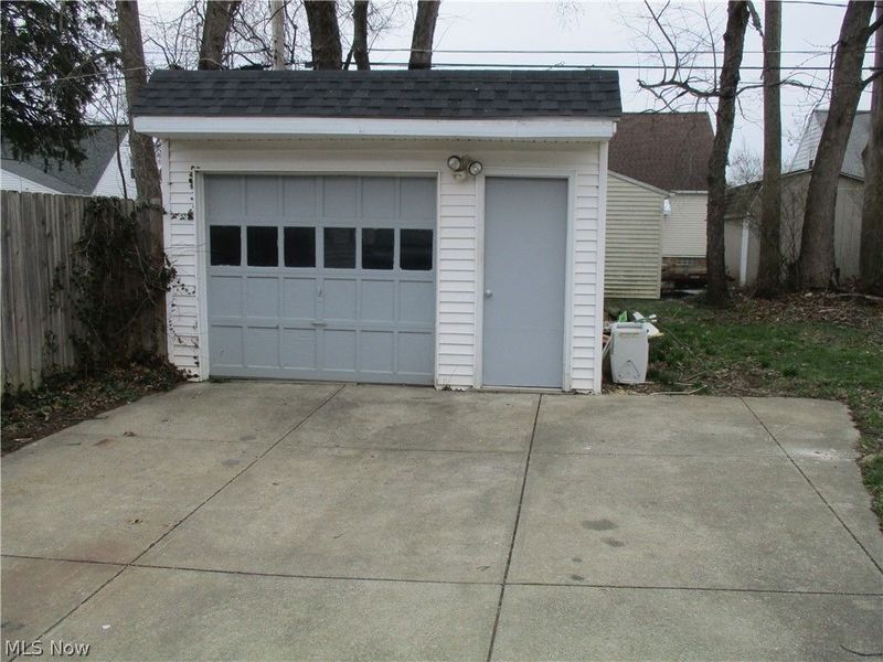 5741 W 46th Street, Parma, OH 44134 Photo 26