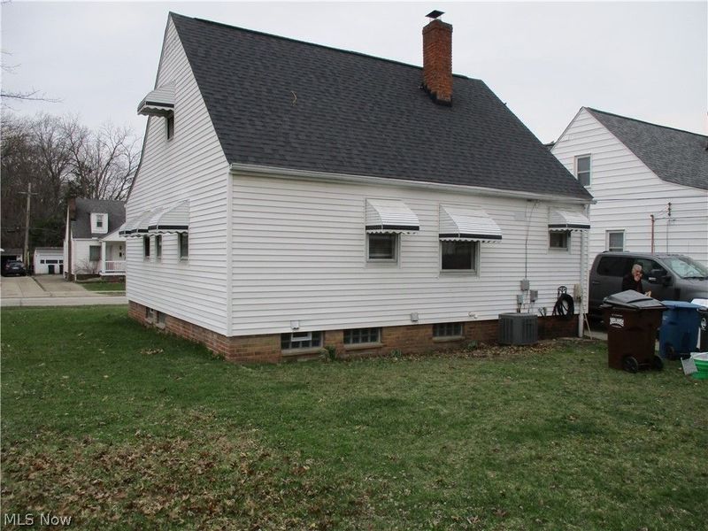 5741 W 46th Street, Parma, OH 44134 Photo 4