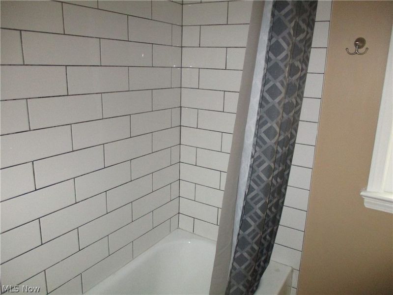 5741 W 46th Street, Parma, OH 44134 Photo 9