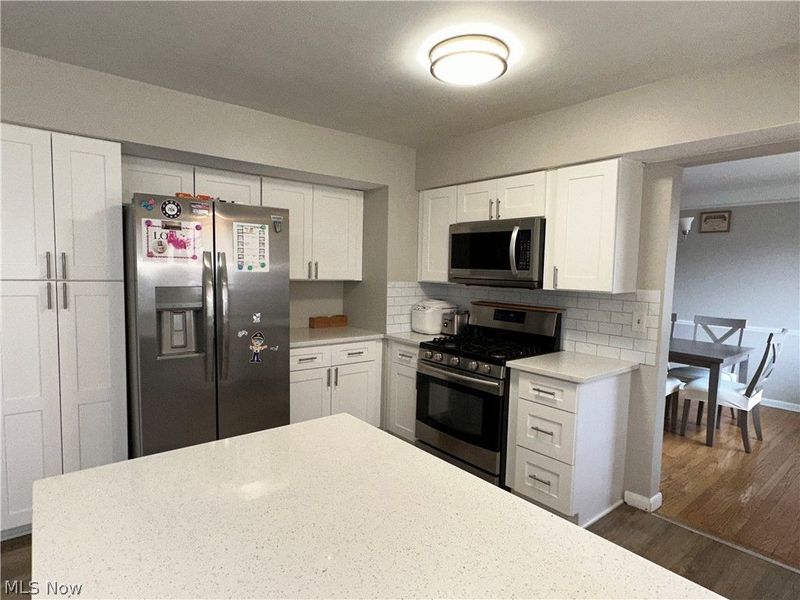 6506 Fairweather Drive, Cleveland, OH 44130 Photo 10