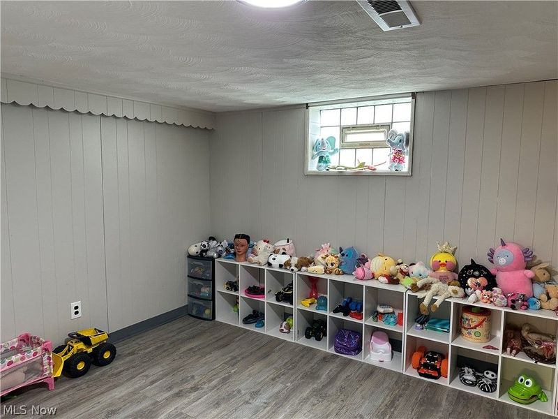 6506 Fairweather Drive, Cleveland, OH 44130 Photo 21