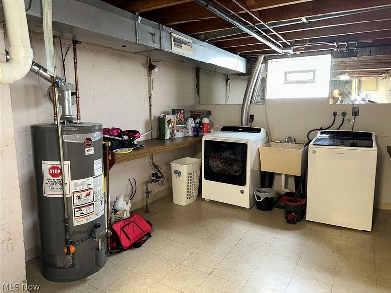 6506 Fairweather Drive, Cleveland, OH 44130 Photo 22