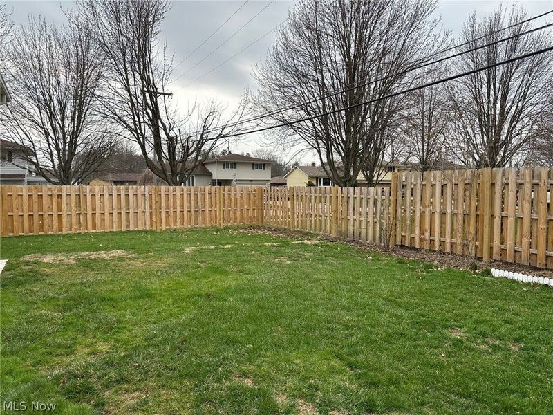 6506 Fairweather Drive, Cleveland, OH 44130 Photo 24