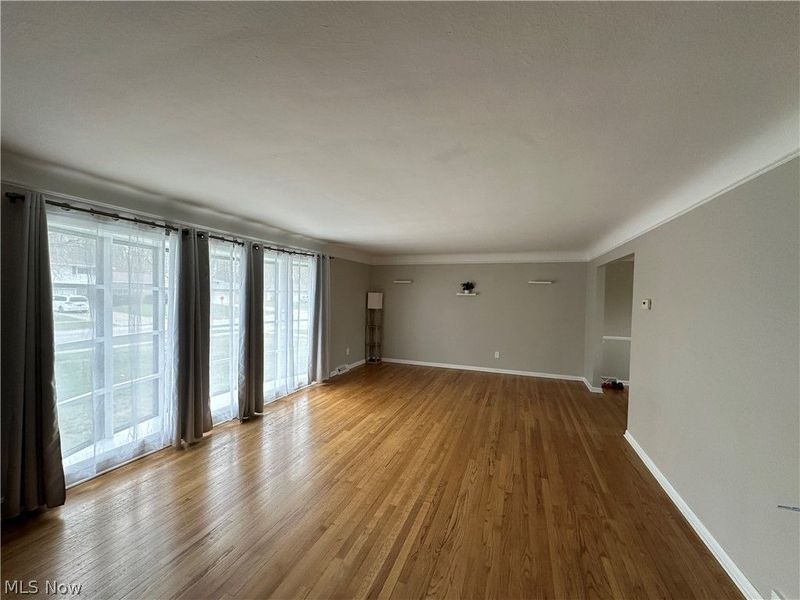 6506 Fairweather Drive, Cleveland, OH 44130 Photo 3