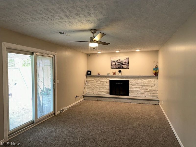 6506 Fairweather Drive, Cleveland, OH 44130 Photo 4